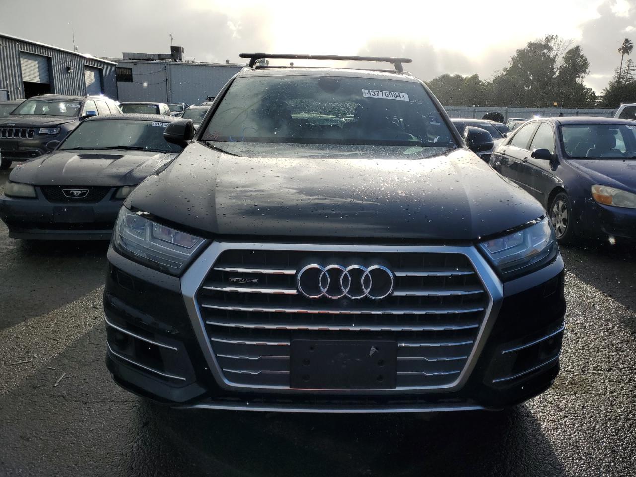 WA1VAAF72HD023355  audi q7 2017 IMG 4