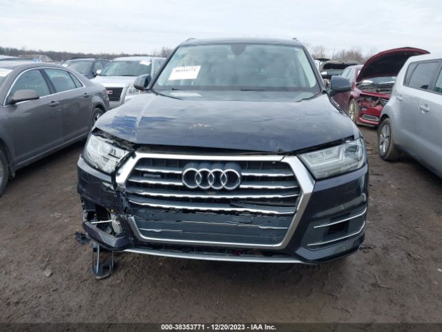 WA1VAAF75HD020417  audi q7 2017 IMG 5