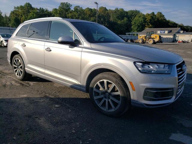 WA1VAAF76HD027117  audi q7 2017 IMG 3