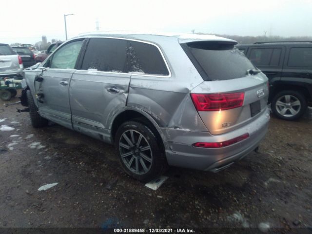 WA1VAAF78HD028897  audi q7 2017 IMG 2