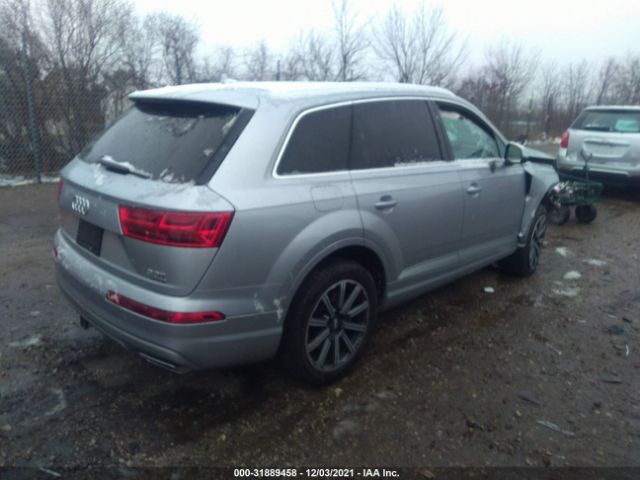 WA1VAAF78HD028897  audi q7 2017 IMG 3