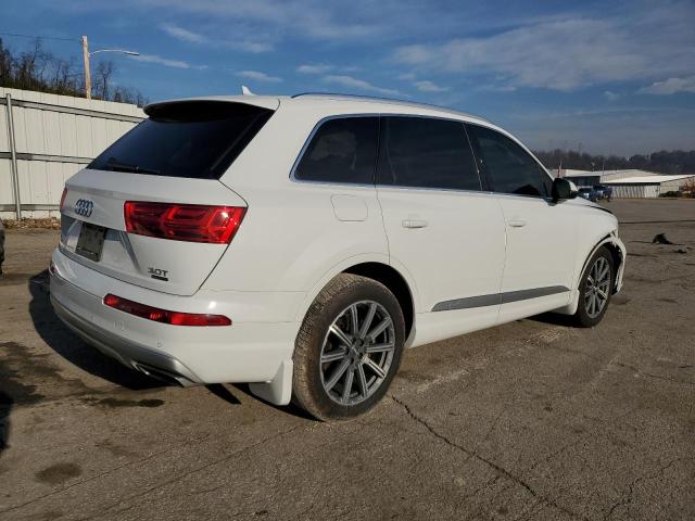 WA1VAAF7XHD037360  audi q7 2017 IMG 2