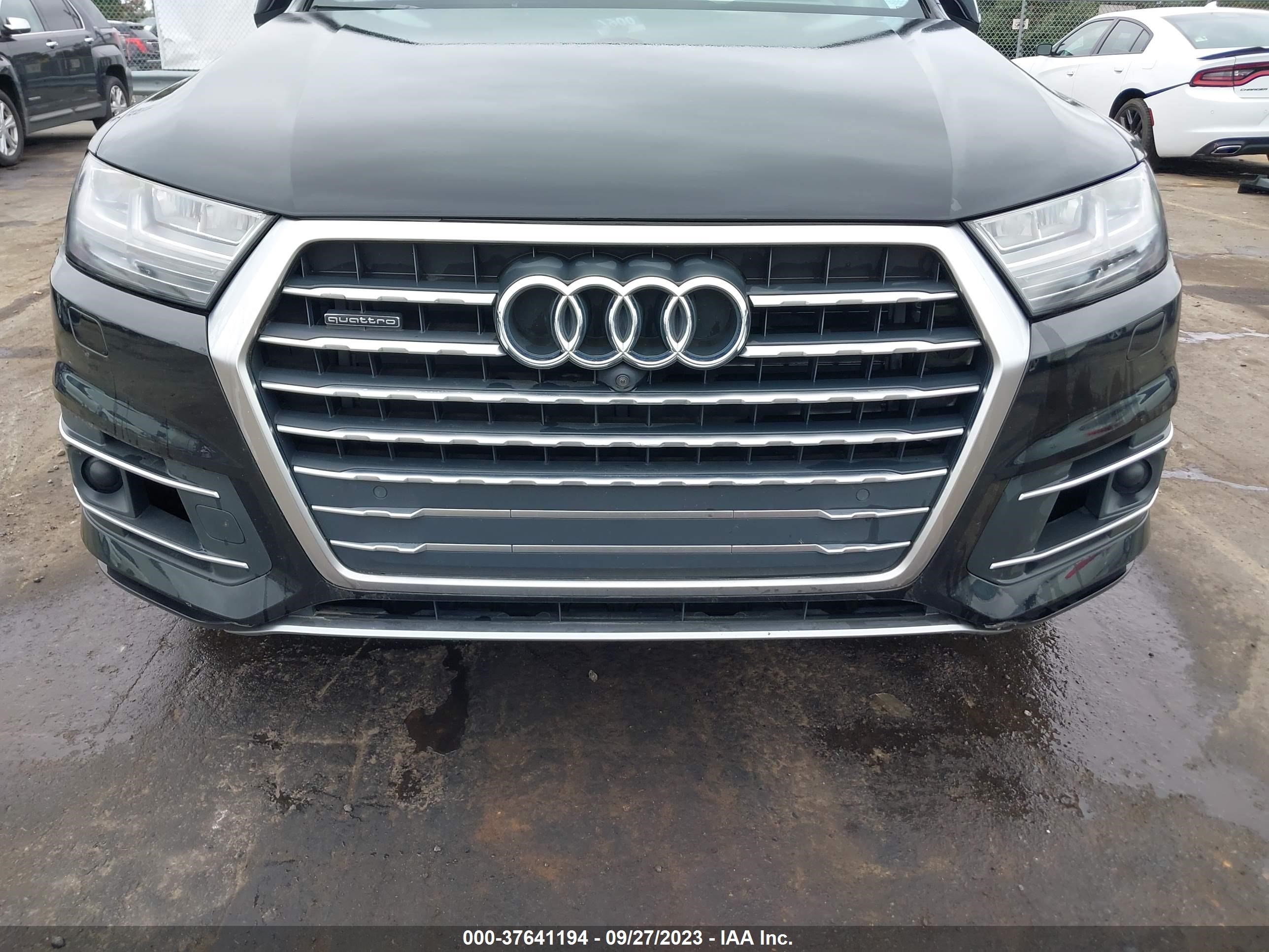 WA1VABF79HD014853  audi q7 2017 IMG 5