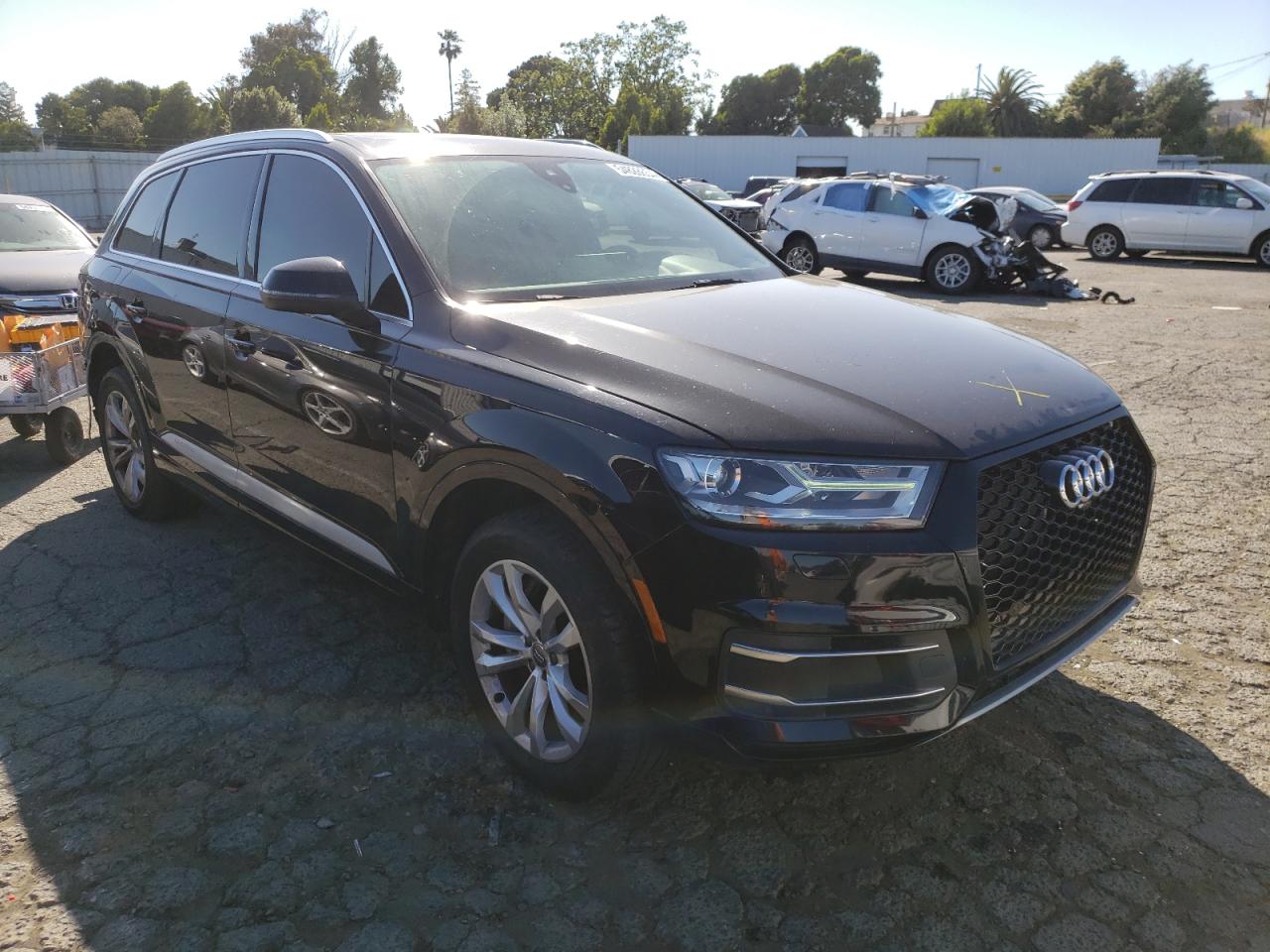 WA1AHAF72HD048931  audi q7 2017 IMG 3