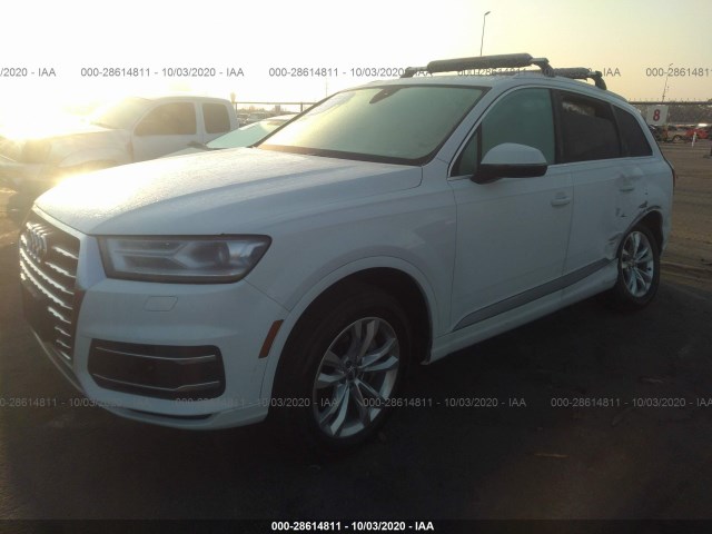 WA1AHAF79HD048022  audi q7 2017 IMG 1