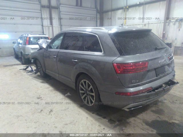 WA1LAAF70HD046205  audi q7 2017 IMG 2