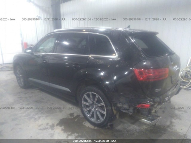 WA1LAAF70HD047645  audi q7 2017 IMG 2