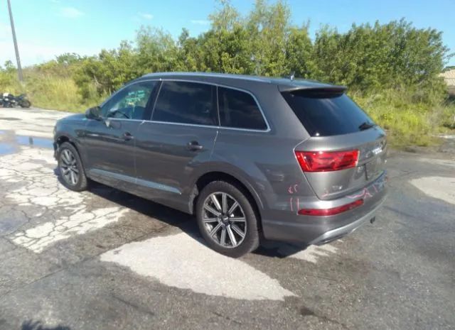 WA1LAAF71HD003170  audi q7 2017 IMG 2