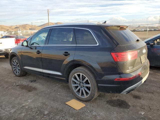 WA1LAAF71HD056502  audi q7 2017 IMG 1