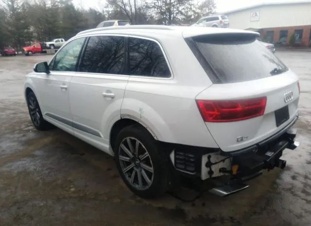 WA1LAAF72HD020544  audi q7 2017 IMG 2