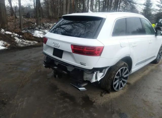 WA1LAAF72HD020544  audi q7 2017 IMG 5