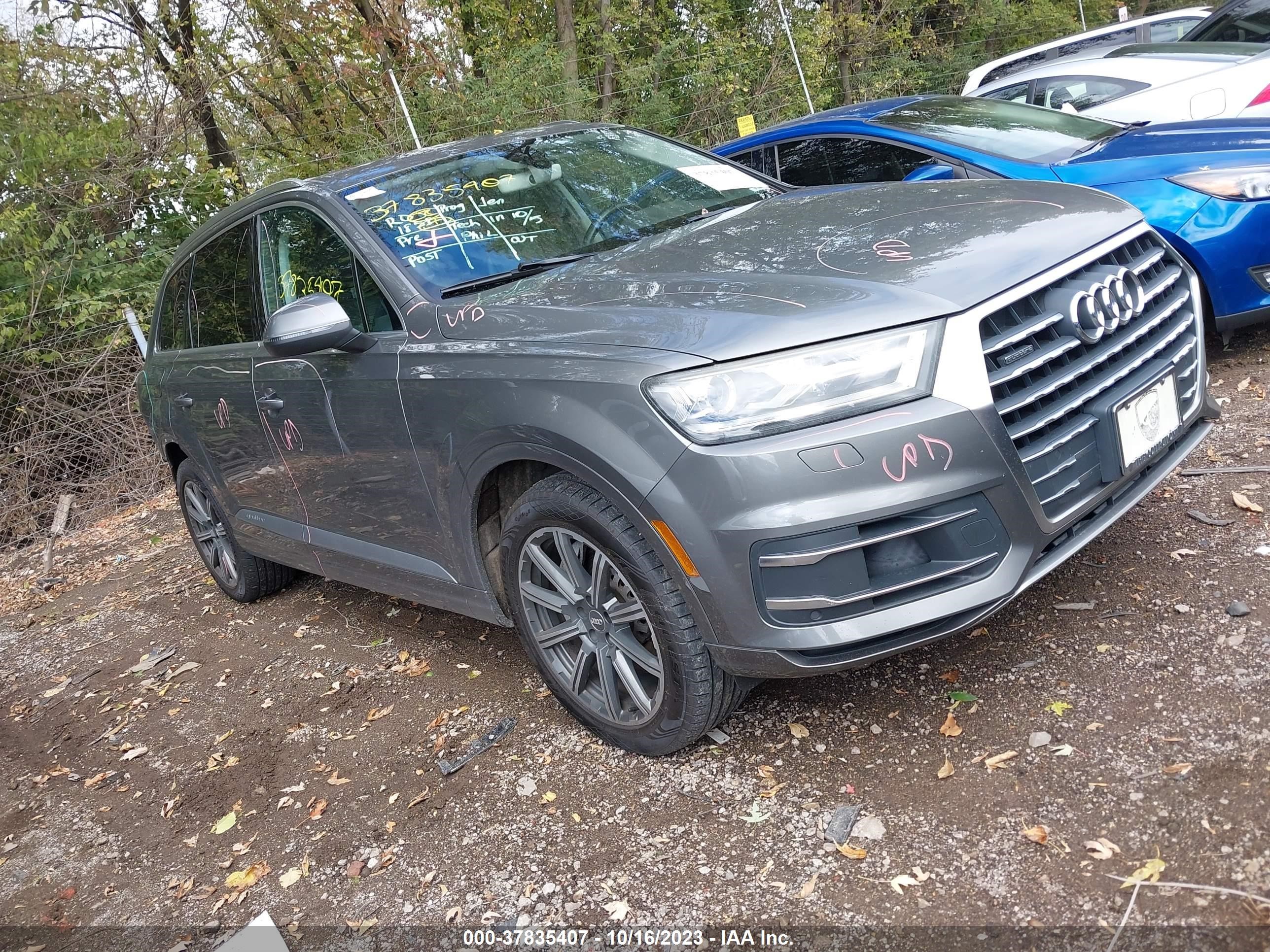 WA1LAAF73HD001808  audi q7 2017 IMG 0