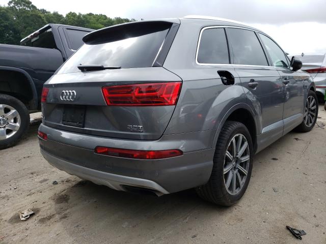 WA1LAAF73HD019340  audi  2017 IMG 3