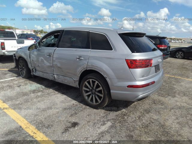 WA1LAAF74HD030959  audi q7 2017 IMG 2