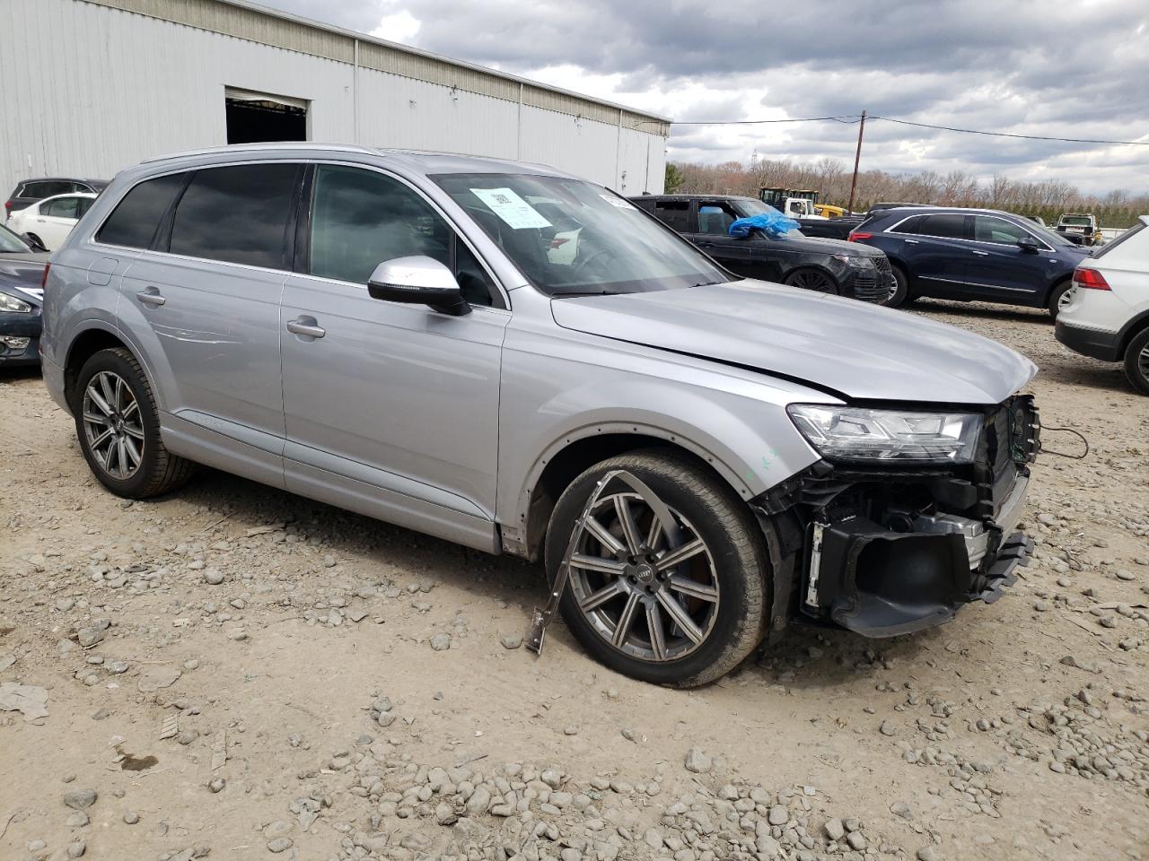 WA1LAAF74JD018915  audi q7 2017 IMG 3