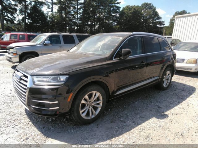 WA1LAAF75HD044014  audi q7 2017 IMG 1