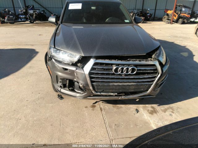 WA1LAAF76HD031756  audi q7 2017 IMG 5