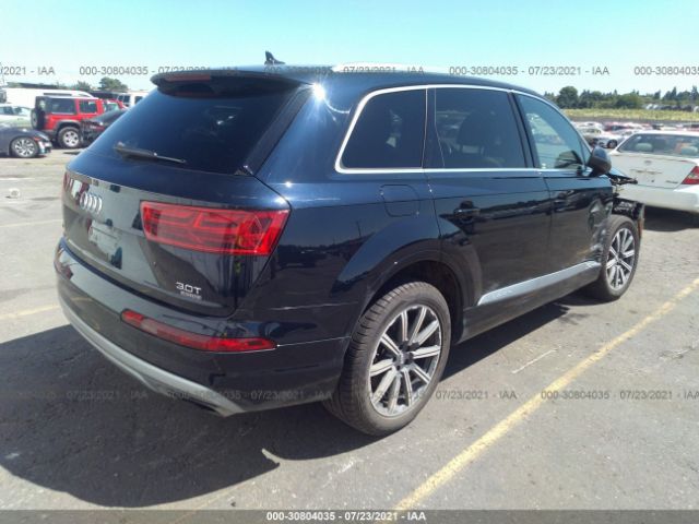 WA1LAAF77HD022614  audi q7 2017 IMG 3