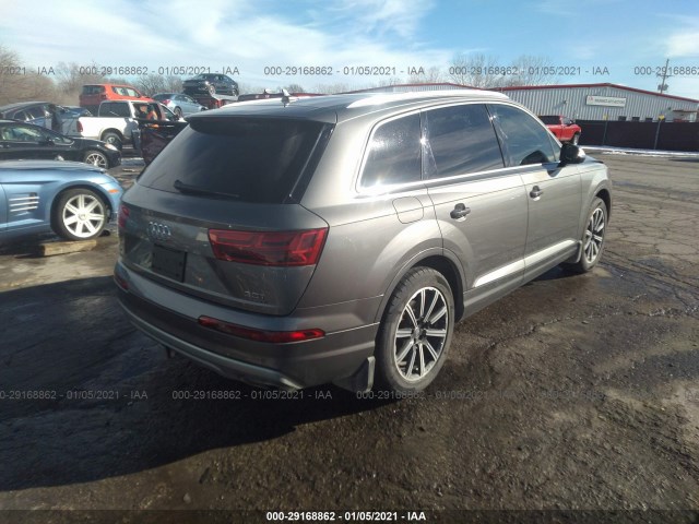 WA1LAAF79HD002915  audi q7 2017 IMG 3