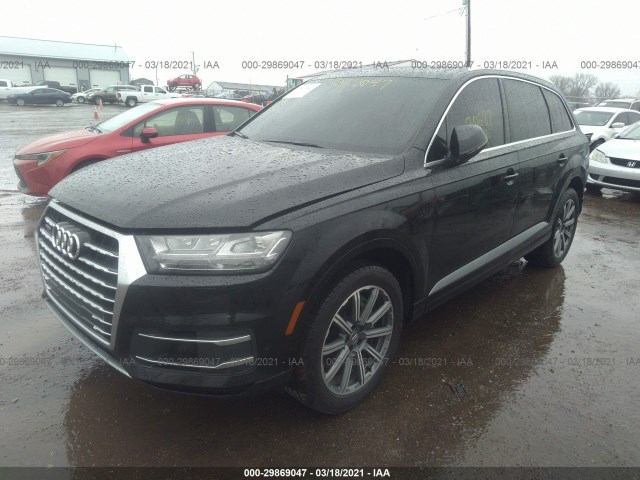 WA1LAAF7XHD058099  audi q7 2017 IMG 1