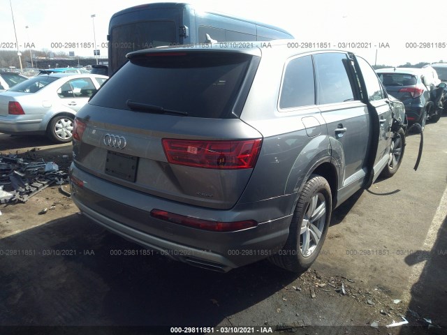 WA1LHAF70JD001511  audi q7 2018 IMG 3