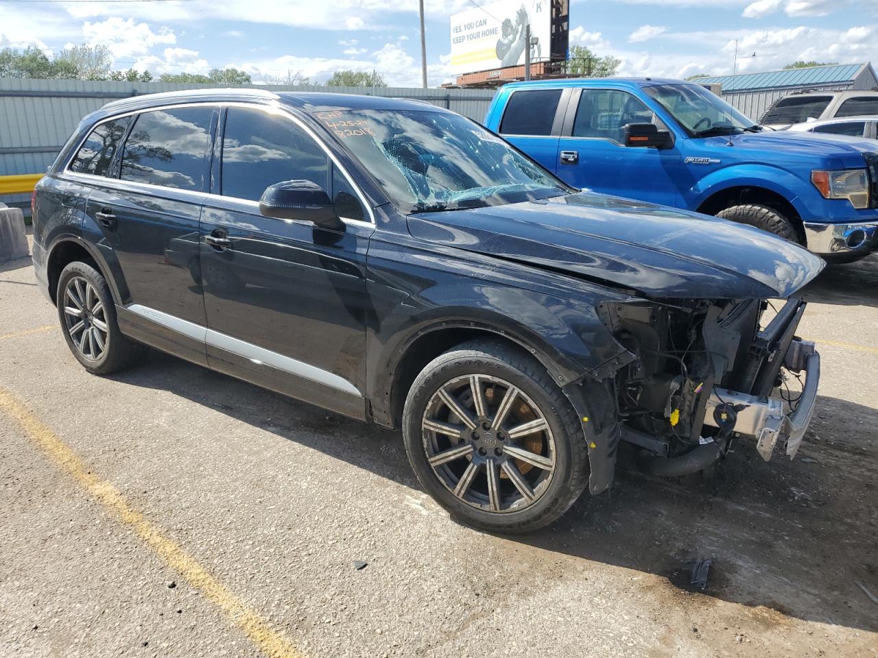 WA1LHAF71JD000609  audi q7 2017 IMG 3