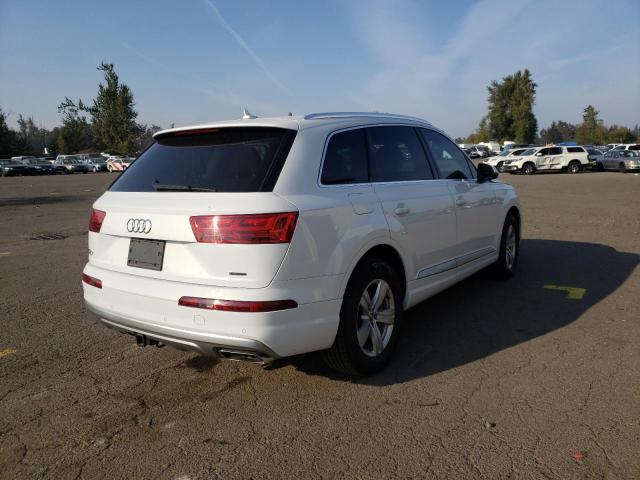 WA1LHAF7XJD018297  audi  2018 IMG 3