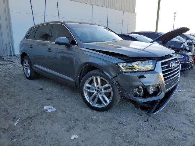 WA1VAAF70JD027247  audi q7 2018 IMG 3