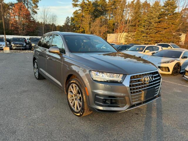 WA1VAAF71HD049882  audi q7 2017 IMG 1