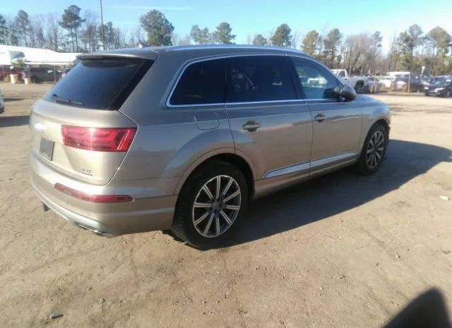 WA1VAAF72HD044433  audi q7 2017 IMG 3