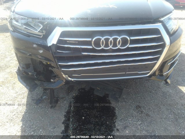 WA1VAAF76HD053815  audi q7 2017 IMG 5