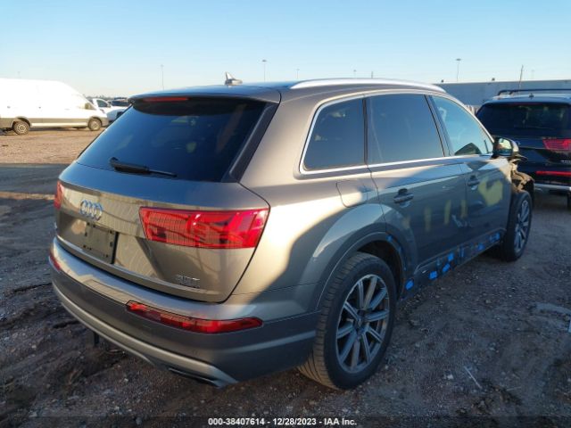 WA1VAAF76JD005723  audi q7 2017 IMG 3