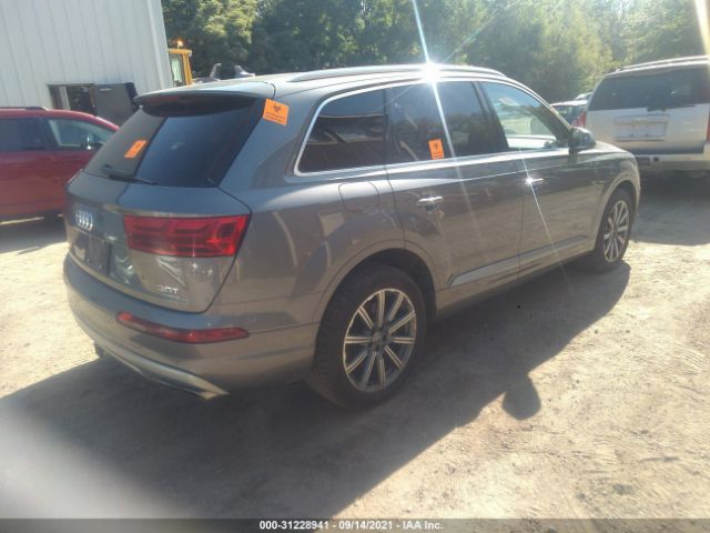 WA1VAAF76JD025745  audi q7 2018 IMG 3