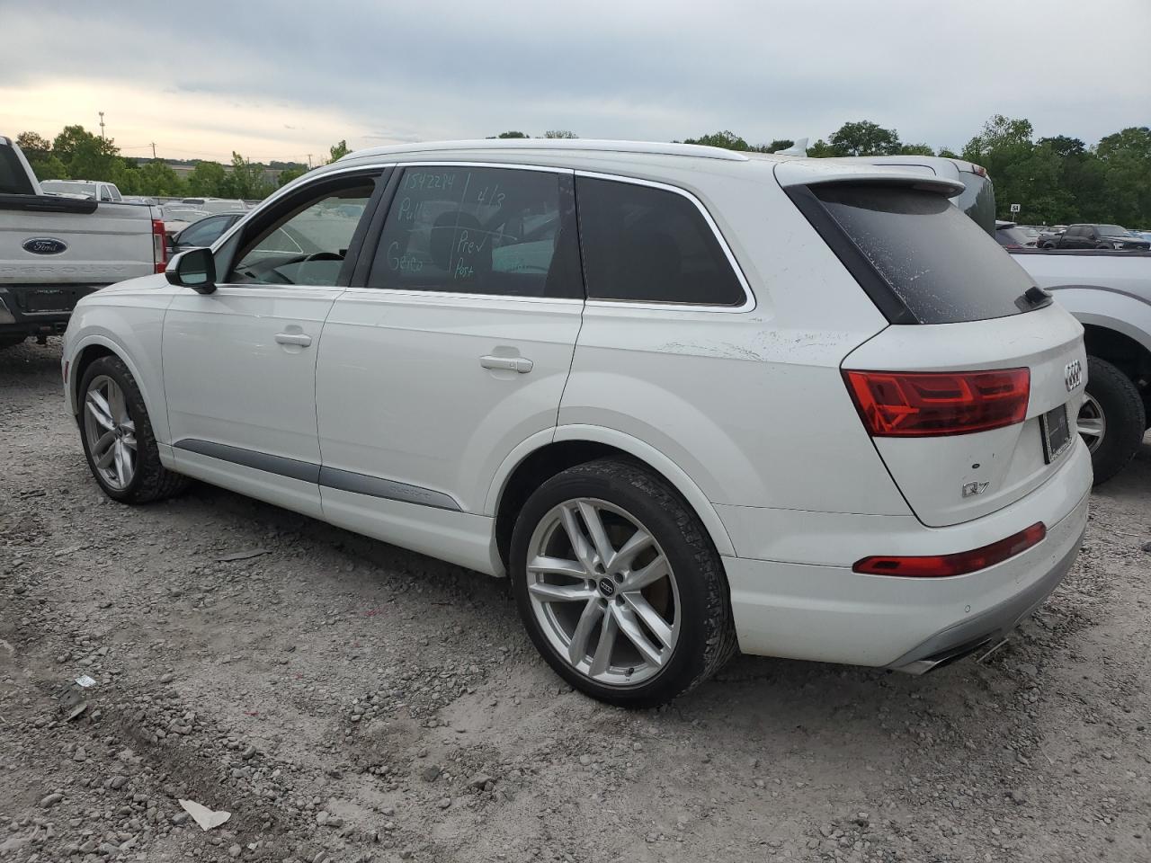 WA1VAAF77HD022430  audi q7 2017 IMG 1