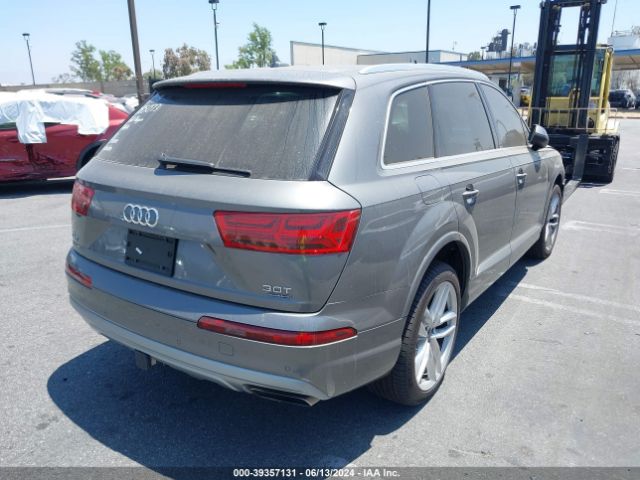 WA1VAAF78HD048468  audi q7 2017 IMG 3