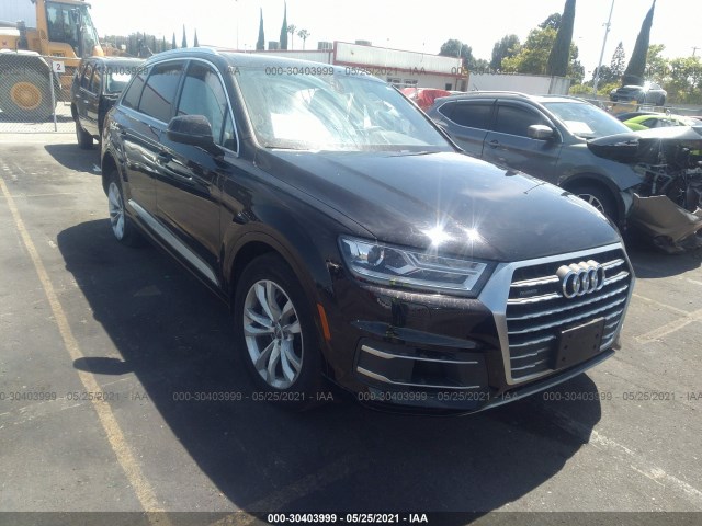 WA1AAAF7XKD010911  audi q7 2019 IMG 0