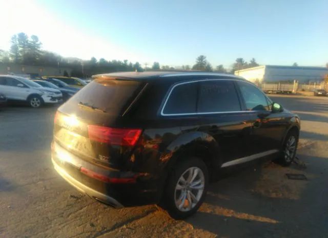 WA1LAAF70JD036540  audi q7 2018 IMG 3