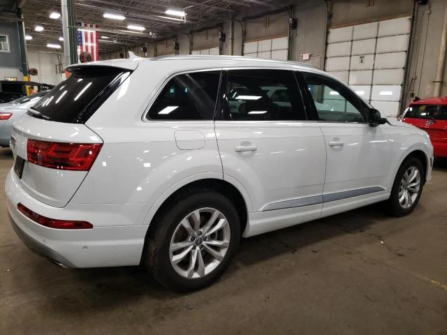 WA1LAAF72KD007008  audi q7 2018 IMG 2