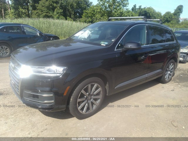 WA1LAAF73JD032563  audi q7 2018 IMG 1