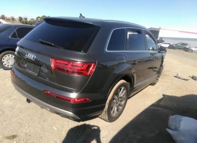 WA1LAAF77KD001706  audi q7 2018 IMG 3