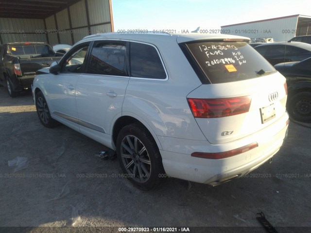 WA1LAAF78KD016246  audi q7 2019 IMG 2