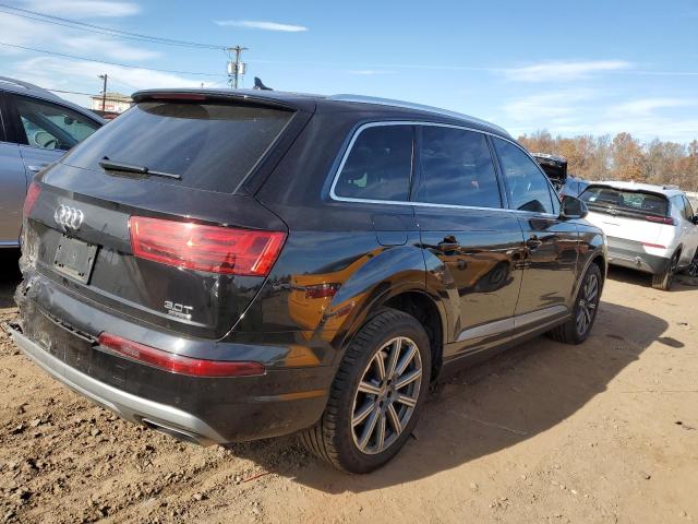 WA1LAAF7XJD019213  audi q7 2018 IMG 2