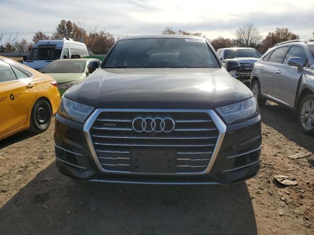 WA1LAAF7XJD019213  audi q7 2018 IMG 4