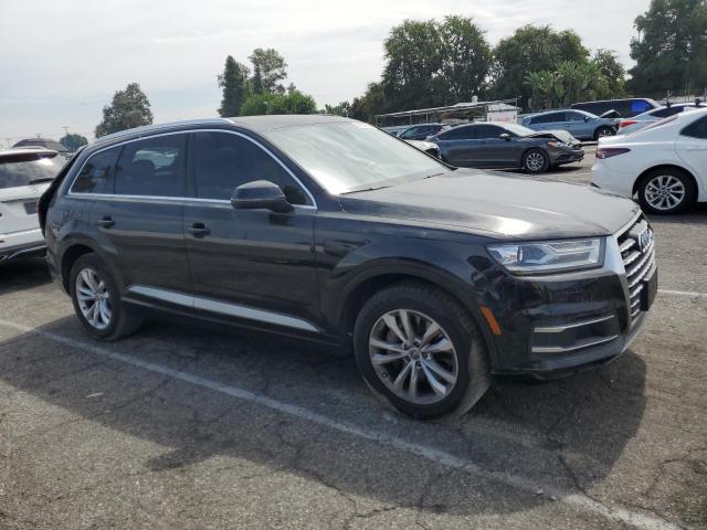 WA1LHAF70JD047517  audi q7 2018 IMG 3