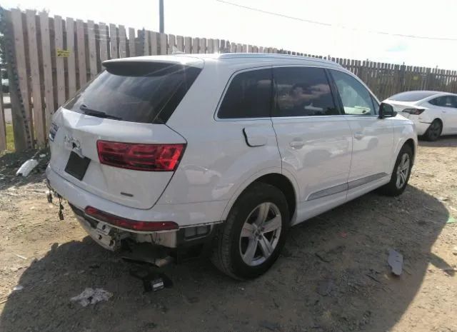 WA1LHAF79JD030876  audi q7 2018 IMG 3