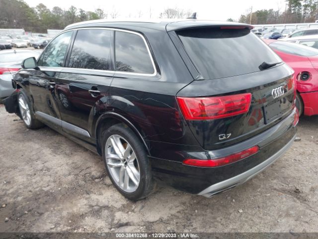 WA1VAAF72JD035513  audi q7 2018 IMG 2