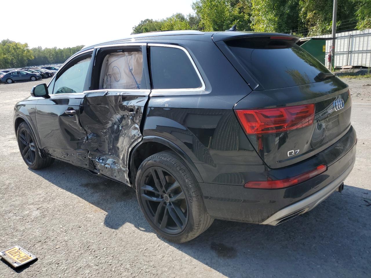 WA1VAAF73JD055088  audi q7 2018 IMG 1