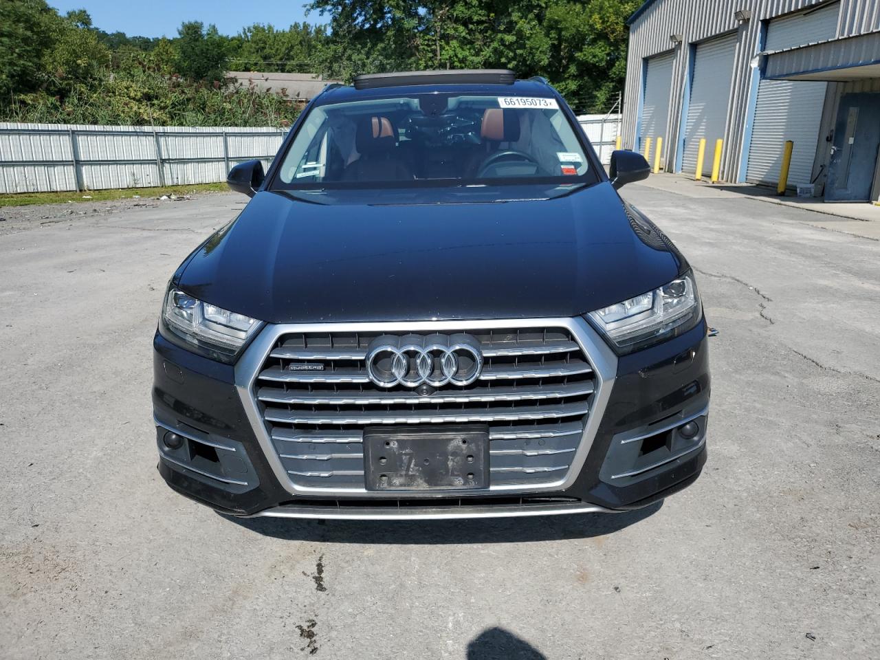 WA1VAAF73JD055088  audi q7 2018 IMG 4