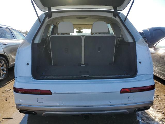 WA1VAAF7XKD021683  audi q7 2018 IMG 5