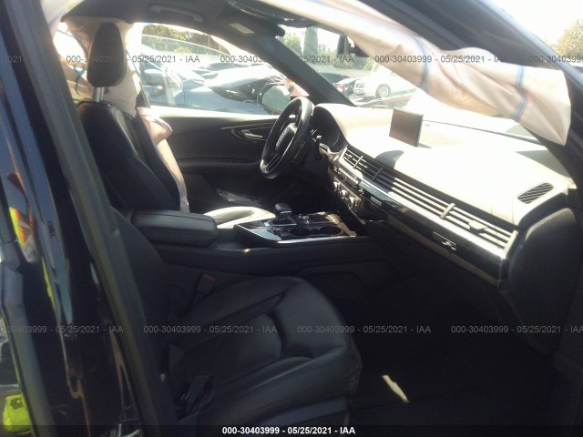 WA1AAAF7XKD010911  audi q7 2019 IMG 4